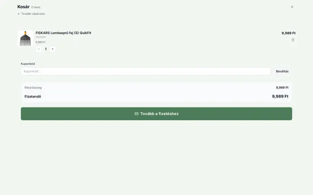 Cart page of an AI-generated garden tools shop